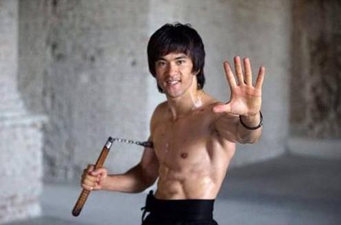 世界上出拳速度最快的人，李小龍一秒六七拳